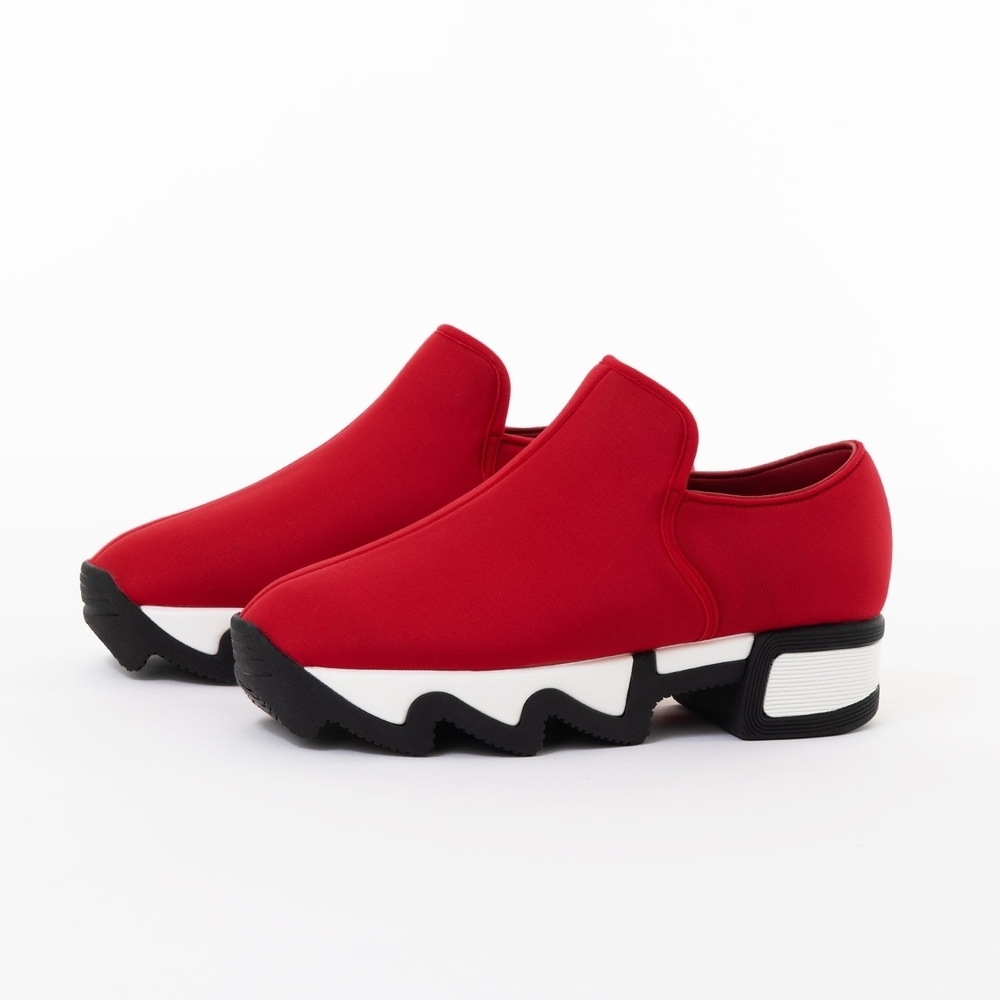 iRi WES I Red Low Top Sneaker | Red Women's Sneakers